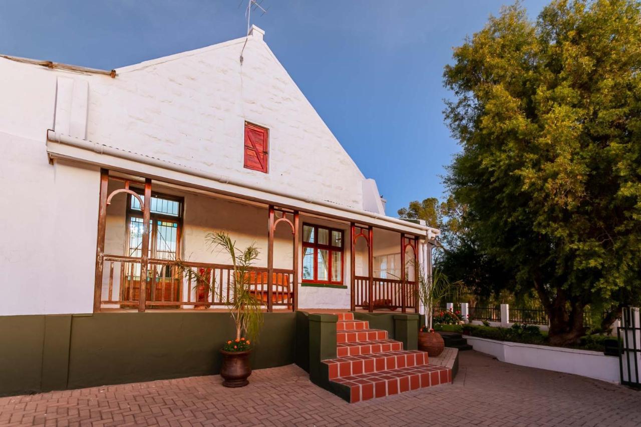 Ravenscliff Villa Oudtshoorn Exterior photo
